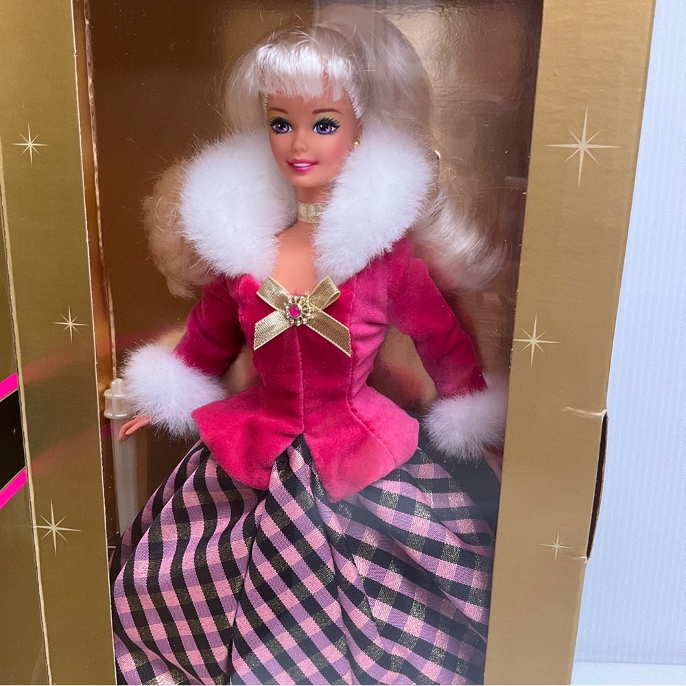 MATTEL x AVON Winter Rhapsody Barbie 2nd in Series Sealed NIB Pink & Plaid Pink - Picture 2 of 11